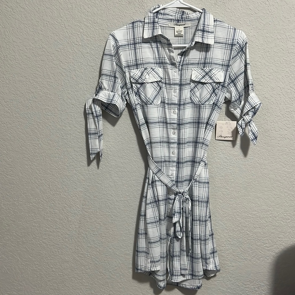 Women’s passport dress , color white and blue size S